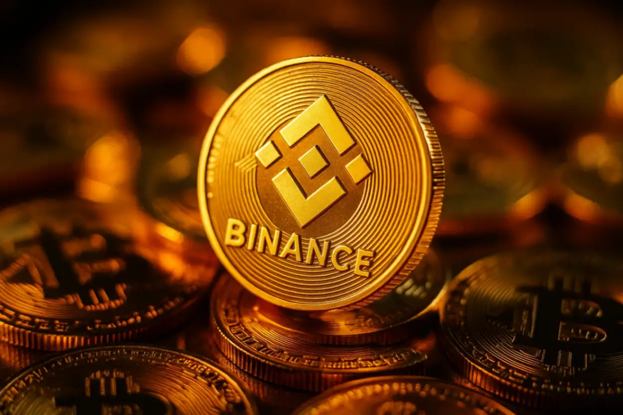 Причины ухода Binance из России